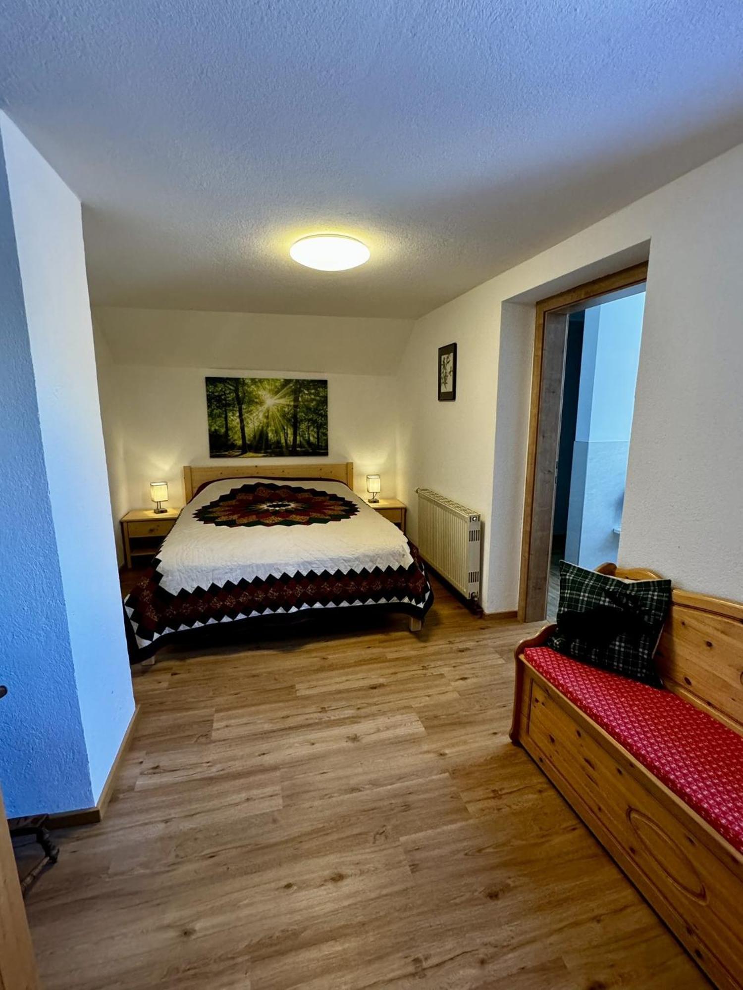 Heli'S Holiday Suites, 8992 Altaussee, Suites "Dachstein", "Sarstein", "Trisselwand" Værelse billede