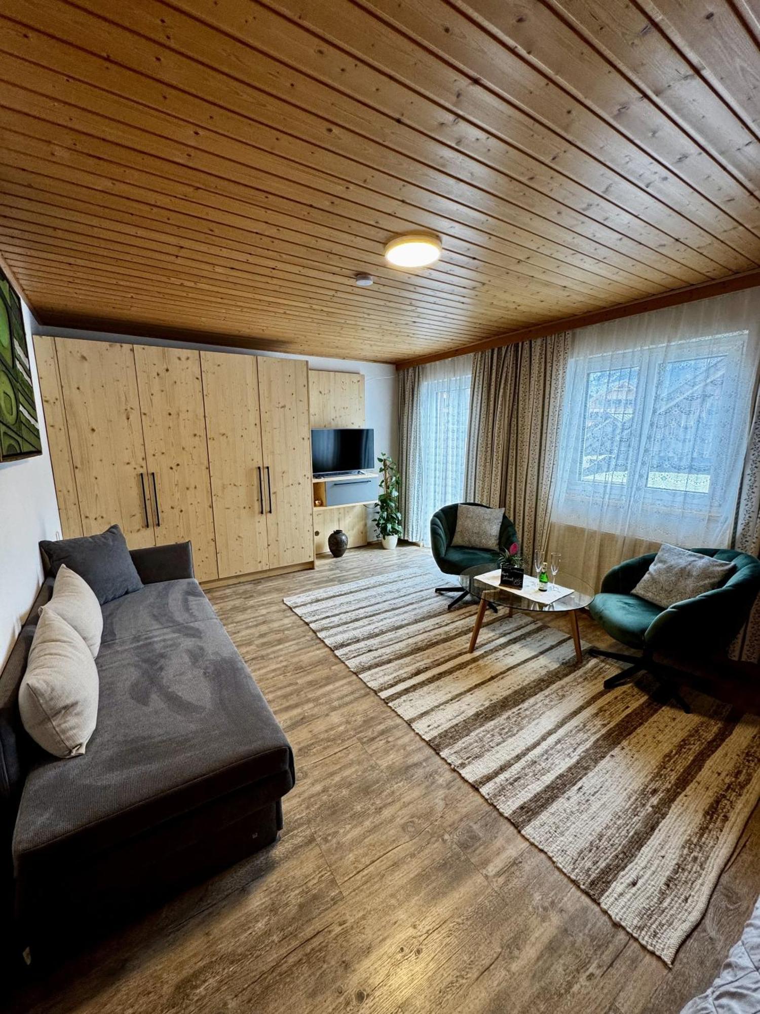 Heli'S Holiday Suites, 8992 Altaussee, Suites "Dachstein", "Sarstein", "Trisselwand" Værelse billede